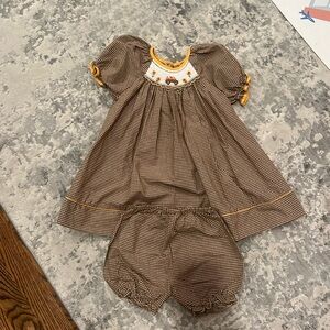 Petit Ami pumpkin dress with bloomers size 18 months